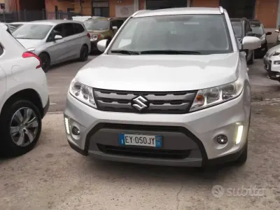 Usata Suzuki Vitara Cool 120 CV (88 kW) 2015 Grigio SUV