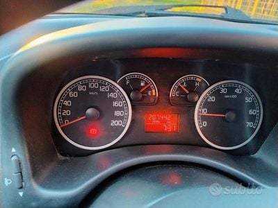 Usata Fiat Punto 60 CV (44 kW) 2009 Utilitaria