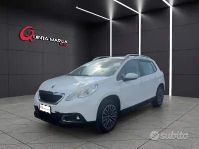 Usata Peugeot 2008 Active 82 CV (60 kW) 2015 Bianco SUV