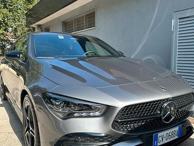 Begagnad Mercedes CLA200 Shooting Brake 163 HK (119 kW) 2024 Grå Kombi