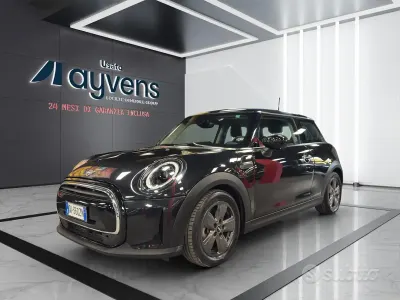 Usata Mini ONE Classic 102 CV (75 kW) 2022 Nero Utilitaria