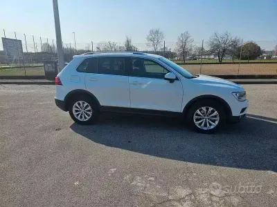 Usata VW Tiguan Business 150 CV (110 kW) 2018 Bianco SUV