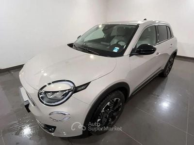 Usata Fiat 600 La Prima 136 CV (100 kW) 2025 Beige SUV