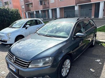Usata VW Passat 105 CV (77 kW) 2012 Grigio Station wagon
