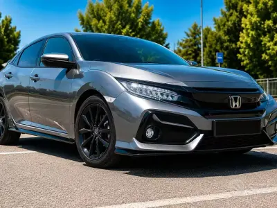 Usata Honda Civic Sport Plus 182 CV (133 kW) 2021 Grigio Berlina