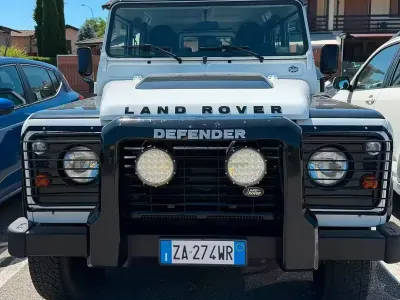 Usata Land Rover Defender 122 CV (89 kW) 2013 Bianco Station wagon