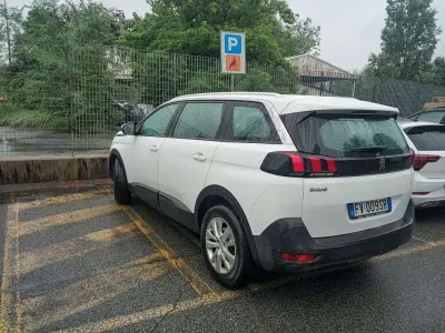 Usata Peugeot 5008