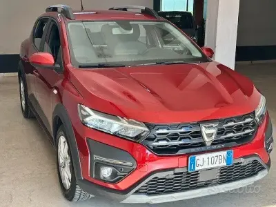 Usata Dacia Sandero Stepway 101 CV (74 kW) 2022 Rosso Berlina