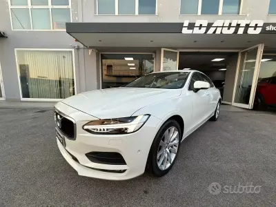 Usata Volvo S90 Momentum 235 CV (172 kW) 2017 Bianco Berlina