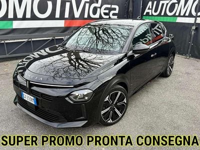 Usata Lancia Ypsilon 101 CV (74 kW) 2024 Nero Utilitaria