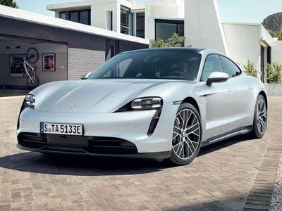 Usata Porsche Taycan 139 kW (190 CV) 2023 Argento Berlina
