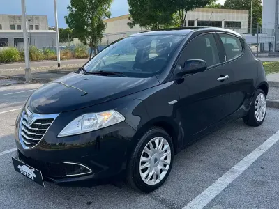 Usata Lancia Ypsilon S 69 CV (50 kW) 2011 Nero Utilitaria