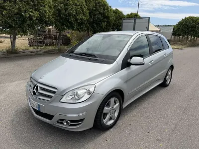 Usata Mercedes B200 140 CV (102 kW) 2010 Monovolume