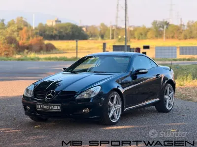 Usata Mercedes SLK350 272 CV (200 kW) 2005 Blu Cabrio