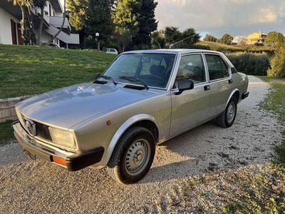 Second-hand Alfa Romeo Alfetta 129 CP (94 kW) 1980 Berlinǎ