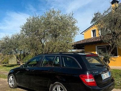 Usata Mercedes 220 2012 Nero Station wagon