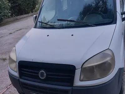 Usata Fiat Doblò 105 CV (77 kW) 2007 Monovolume