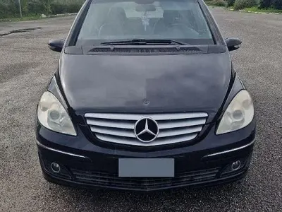 Usata Mercedes B200 140 CV (102 kW) 2007 Monovolume