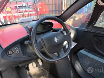 Usata Renault Twizy 12 kW (17 CV) 2012 Utilitaria