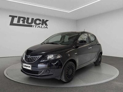 Usata Lancia Ypsilon Silver 69 CV (50 kW) 2022 Nero Utilitaria