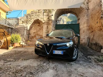 Usata Alfa Romeo Stelvio 209 CV (153 kW) 2020 SUV
