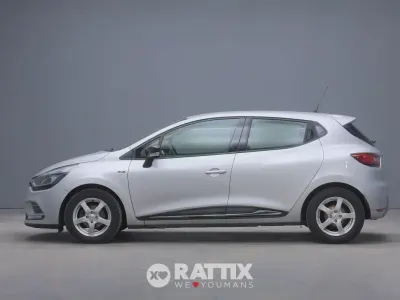 Begagnad Renault Clio IV Zen 75 HK (55 kW) 2019 Silver Sedan