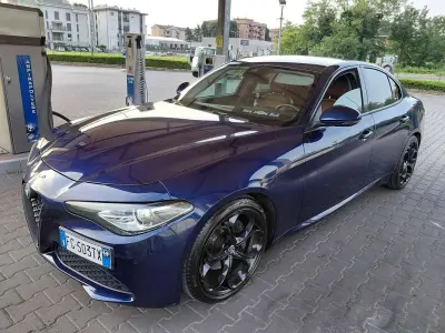 Usata Alfa Romeo Giulia Business 179 CV (131 kW) 2016 Berlina
