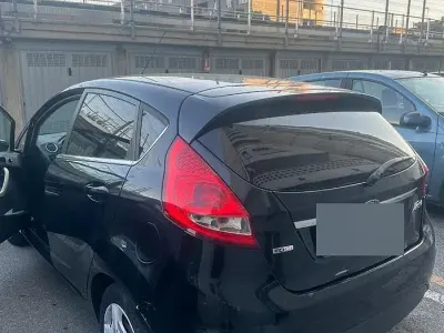 Usata Ford Fiesta 68 CV (50 kW) 2009 Nero Berlina
