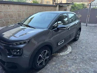 Usata Citroën C3 Shine 102 CV (75 kW) 2022 Grigio Utilitaria