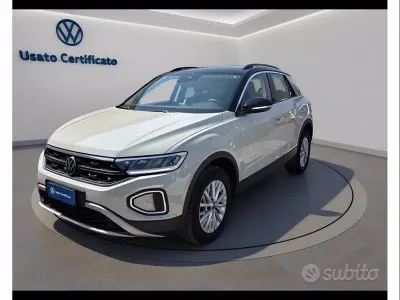 Usata VW T-Roc Life 150 CV (110 kW) 2023 Ascot grey/ tetto nero SUV
