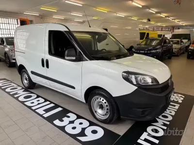 Käytetty Fiat Doblò Business 105 HP (77 kW) 2022 Valkoinen Tila-auto