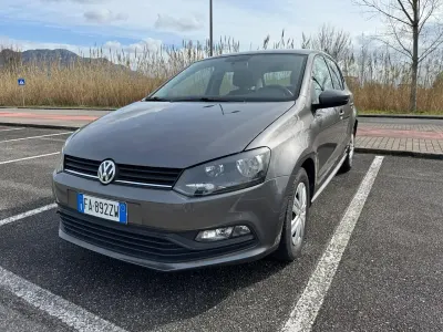 Usata VW Polo Comfortline 75 CV (55 kW) 2015 Grigio Berlina