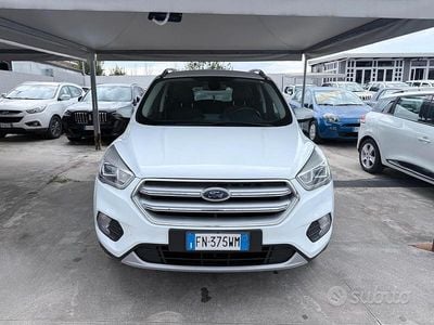 Usata Ford Kuga Business Edition 120 CV (88 kW) 2018 Bianco SUV