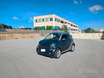 Usata Smart ForTwo Cabrio Passion 71 CV (52 kW) 2017 Nero Cabrio