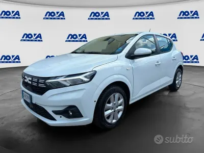 Usata Dacia Sandero Expression 101 CV (74 kW) 2024 Bianco Berlina