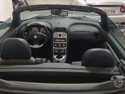 Usata MG 1600 2004 Grigio Cabrio