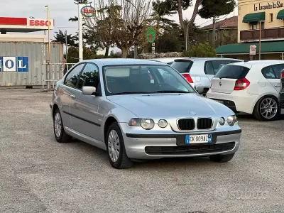 Usata BMW 318 115 CV (84 kW) 2003 Grigio Berlina