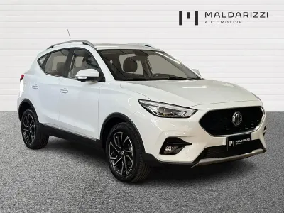 Usata MG ZS Luxury 111 CV (81 kW) 2025 Bianco SUV