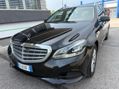 Usata Mercedes E200 136 CV (100 kW) 2016 Nero Station wagon