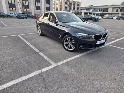 Usata BMW 318 Gran Turismo 150 CV (110 kW) 2018 Blu Berlina