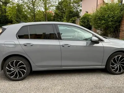 Usata VW Golf VIII 116 CV (85 kW) 2022 Grigio Berlina