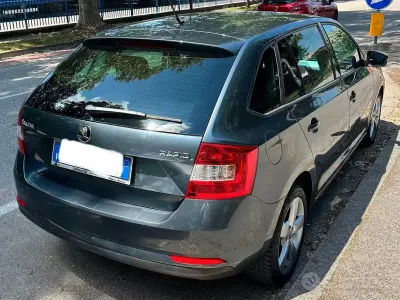 Usata Skoda Rapid 90 CV (66 kW) 2016 Grigio Utilitaria