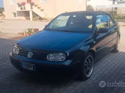 Usata VW Golf Cabriolet 90 CV (66 kW) 2001 Nero Cabrio