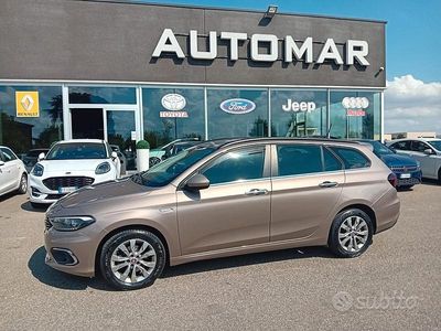 Usata Fiat Tipo Business 120 CV (88 kW) 2020 Beige Station wagon