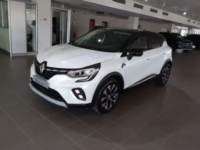 Usata Renault Captur Techno 143 CV (105 kW) 2023 Bianco SUV