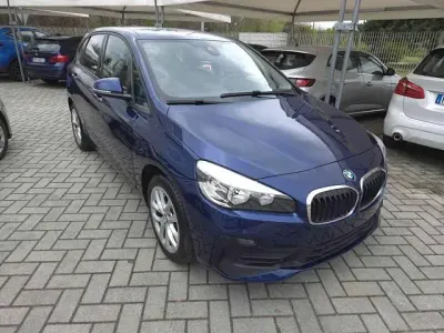 Usata BMW 225 Active Tourer iPerformance 136 CV (100 kW) 2019 Blu Monovolume