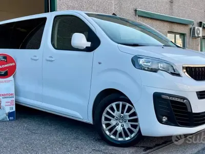 Begagnad Peugeot Traveller Active 144 HK (105 kW) 2021 Grå Minibuss