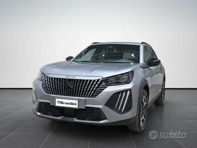Usata Peugeot 2008 Allure 101 CV (74 kW) 2025 Grigio artense SUV