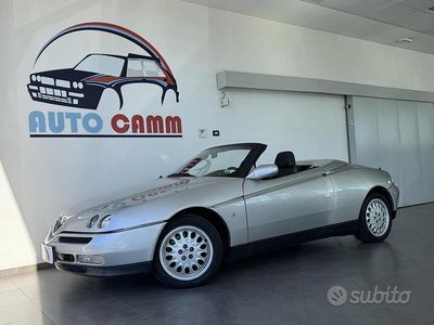 Usata Alfa Romeo Spider Lusso 192 CV (141 kW) 1995 Nero Cabrio
