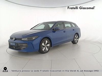 Usata VW Passat Business 122 CV (89 kW) 2024 Blu Station wagon